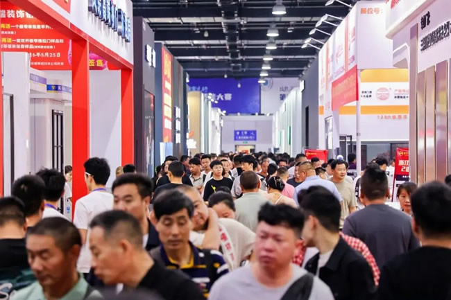 三天超15万人次 意向交易额近39亿 聚集王力春天跃龙门金凯德欧派顶固欧盾京京等大企业 永康门博会依旧是顶流