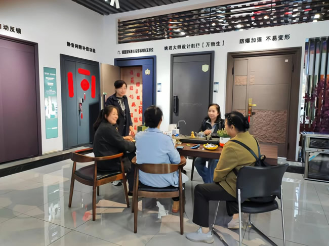 王力门业 | 解码西宁经销商朱总抖音直播转化率86%的秘诀