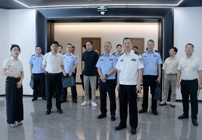 王力门业