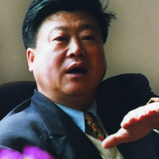 盼盼门业